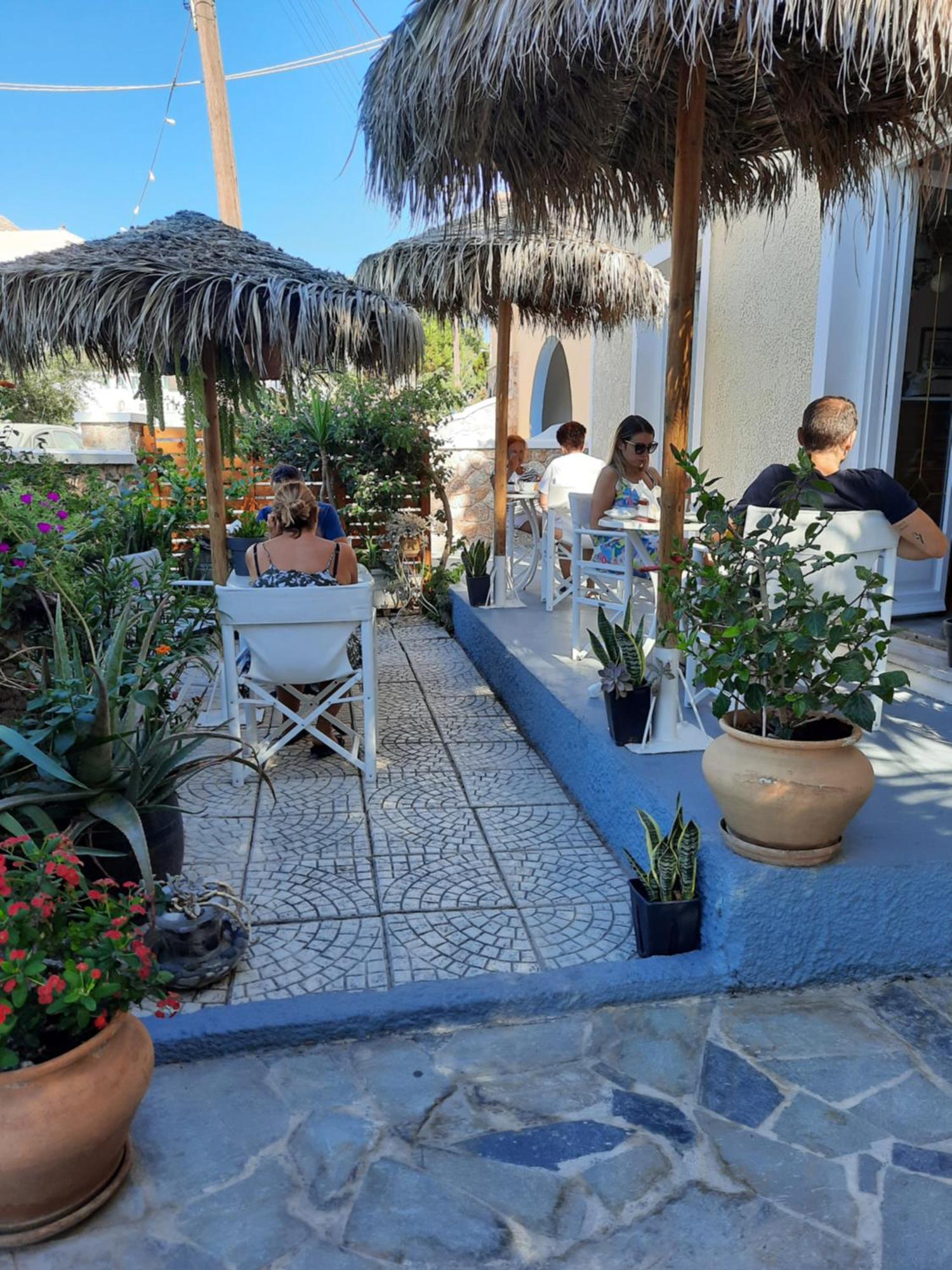 Aparthotel Zeus Kamári